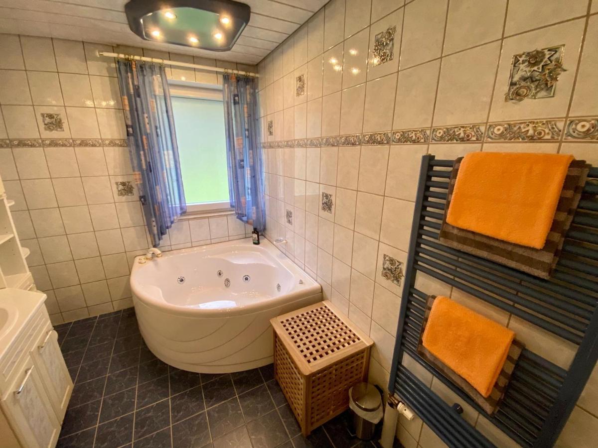 Ferienwohnung Zur Bierliebe - Mit Toller Aussicht Im Herzen Des Schwarzwaldes Hornberg Exterior foto